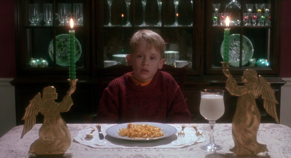 ホーム・アローン （Home Alone ）：ケビンが食べるマックンチーズ