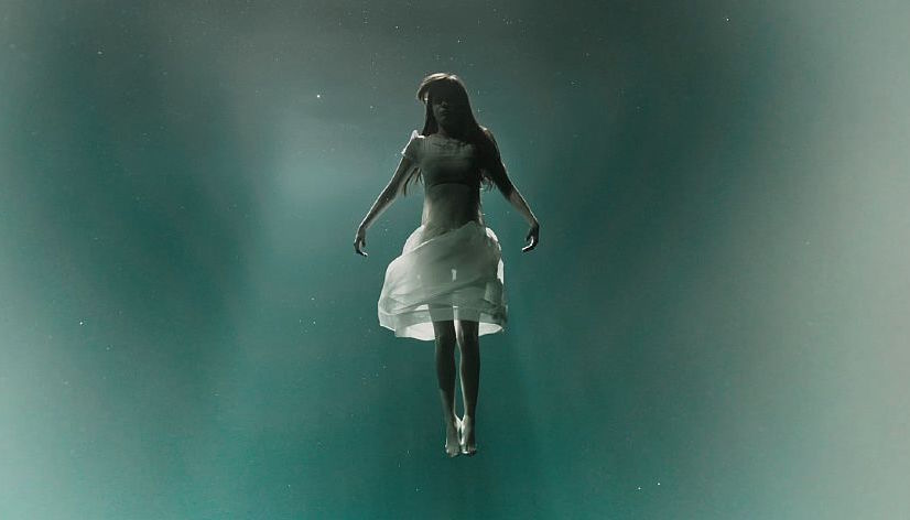 A Cure for Wellness 『ア・キュア・フォー・ウェルネス（原題）』オフィシャルティーザートレイラー