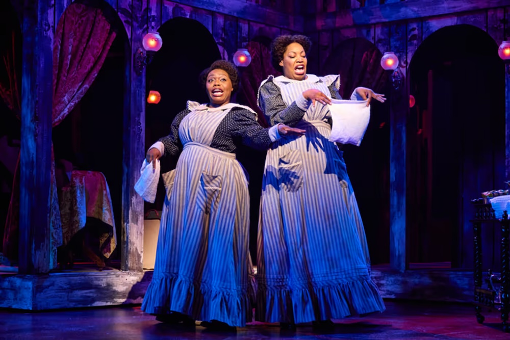 Zonya Love and Aurelia Williams in Gun & Powder at Paper Mill Playhouse. ( © Jeremy Daniel)